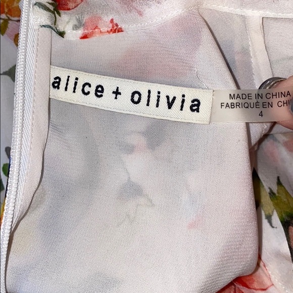 Alice + Olivia Lessie Floral Dress 4 - Picture 5 of 7